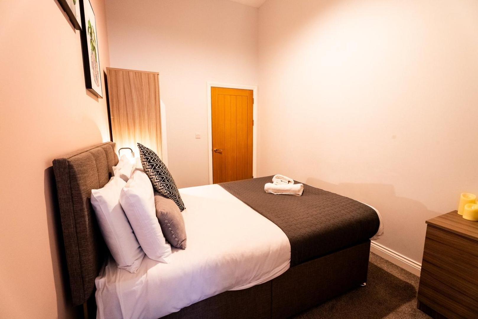 Free Parking | Smart Tv | 4 Guests Apartment สวอนซี ห้อง รูปภาพ