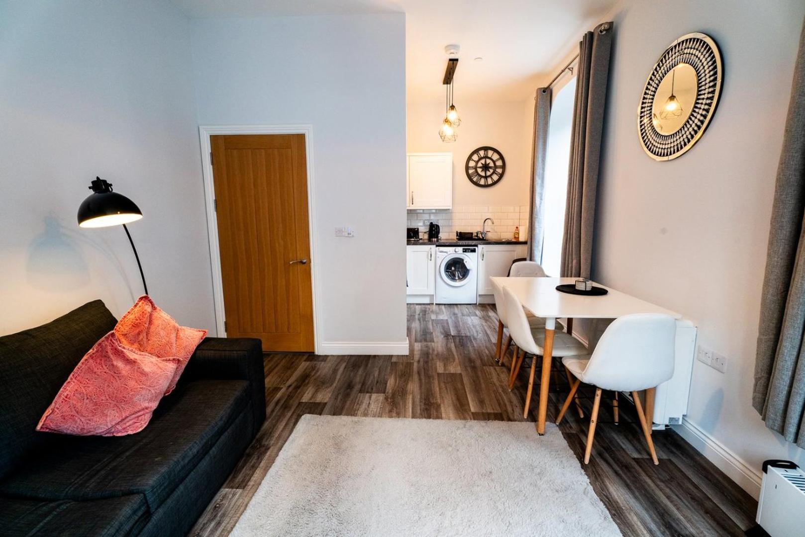Free Parking | Smart Tv | 4 Guests Apartment สวอนซี ห้อง รูปภาพ