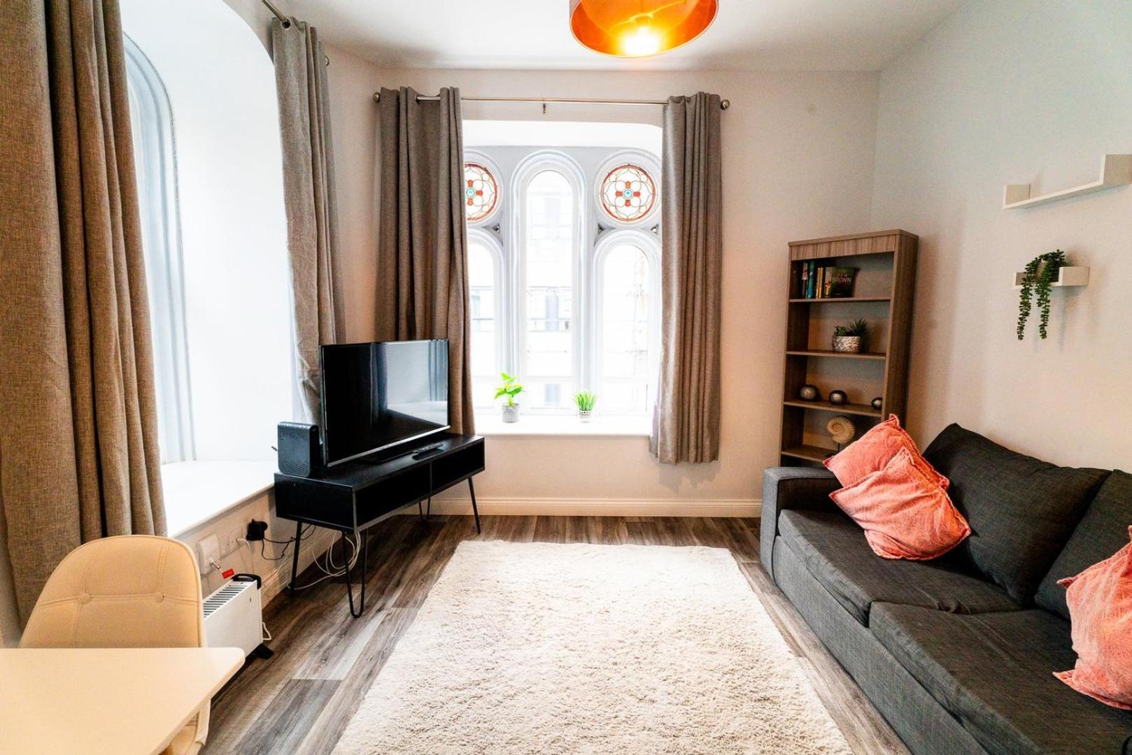 Free Parking | Smart Tv | 4 Guests Apartment สวอนซี ห้อง รูปภาพ