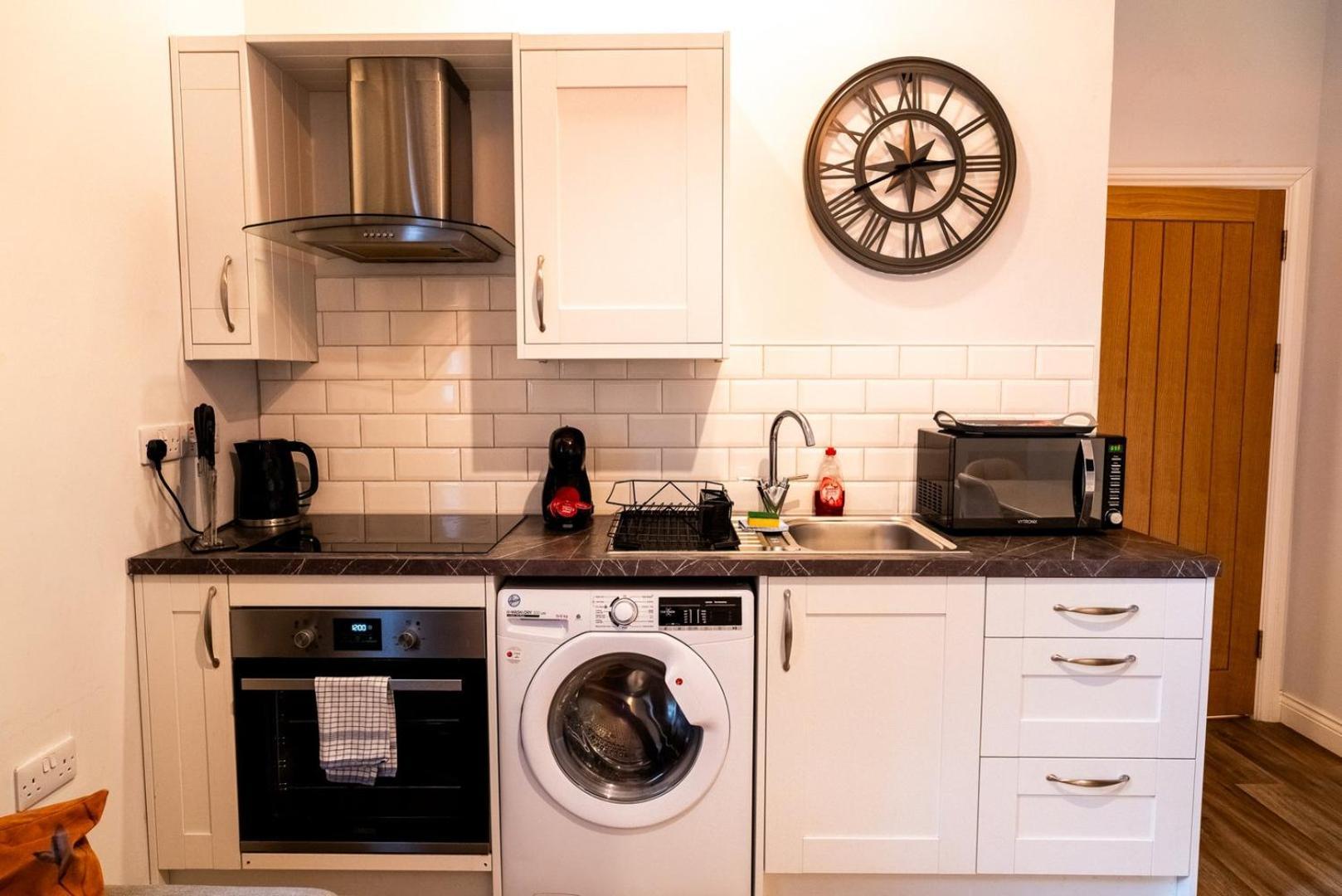 Free Parking | Smart Tv | 4 Guests Apartment สวอนซี ห้อง รูปภาพ