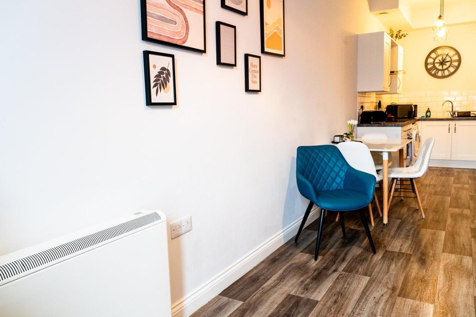 Free Parking | Smart Tv | 4 Guests Apartment สวอนซี ห้อง รูปภาพ