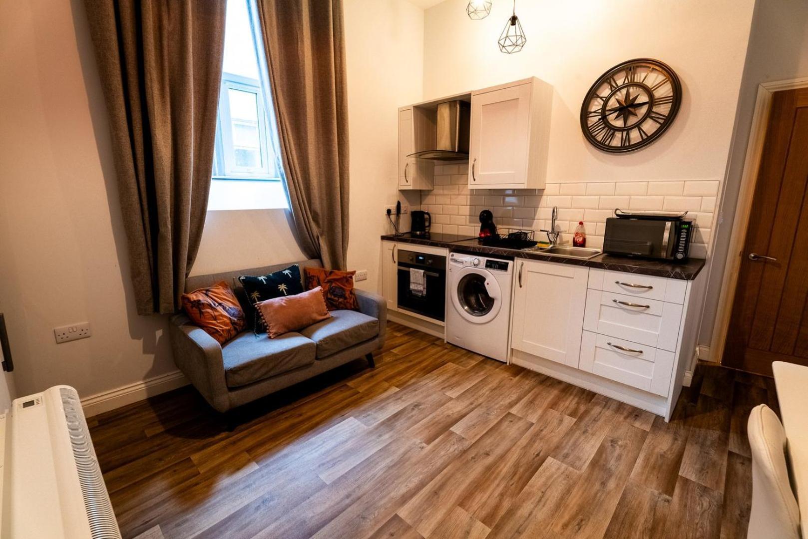 Free Parking | Smart Tv | 4 Guests Apartment สวอนซี ห้อง รูปภาพ